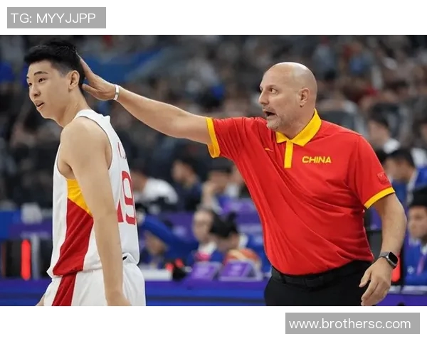 成都篮球队的蜕变之路:亚运会背后的奋斗与梦想 成都篮球队的蜕变之路:亚运会背后的奋斗与梦想