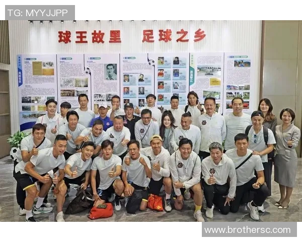 足球场上的名字传奇那些能亲手签名的明星球员们 足球场上的名字传奇那些能亲手签名的明星球员们