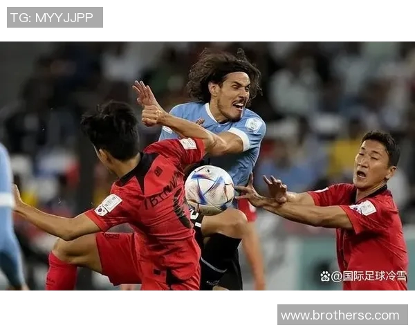 杭州足球队实力引发热议球迷对球队表现的看法与争论