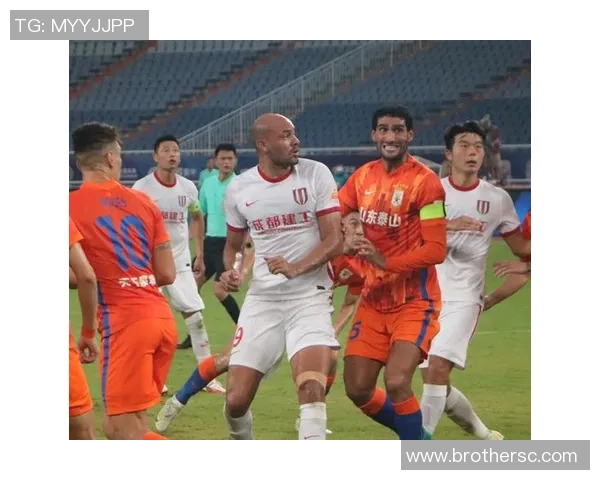 赛后复盘:广州篮球队与西安篮球队的战术灵活性与应变能力分析 赛后复盘:广州篮球队与西安篮球队的战术灵活性与应变能力分析