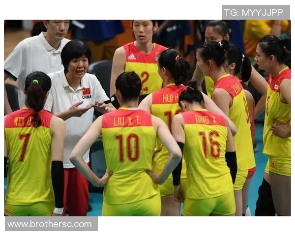 南京排球队的技术揭秘与训练背后的故事与成就分享